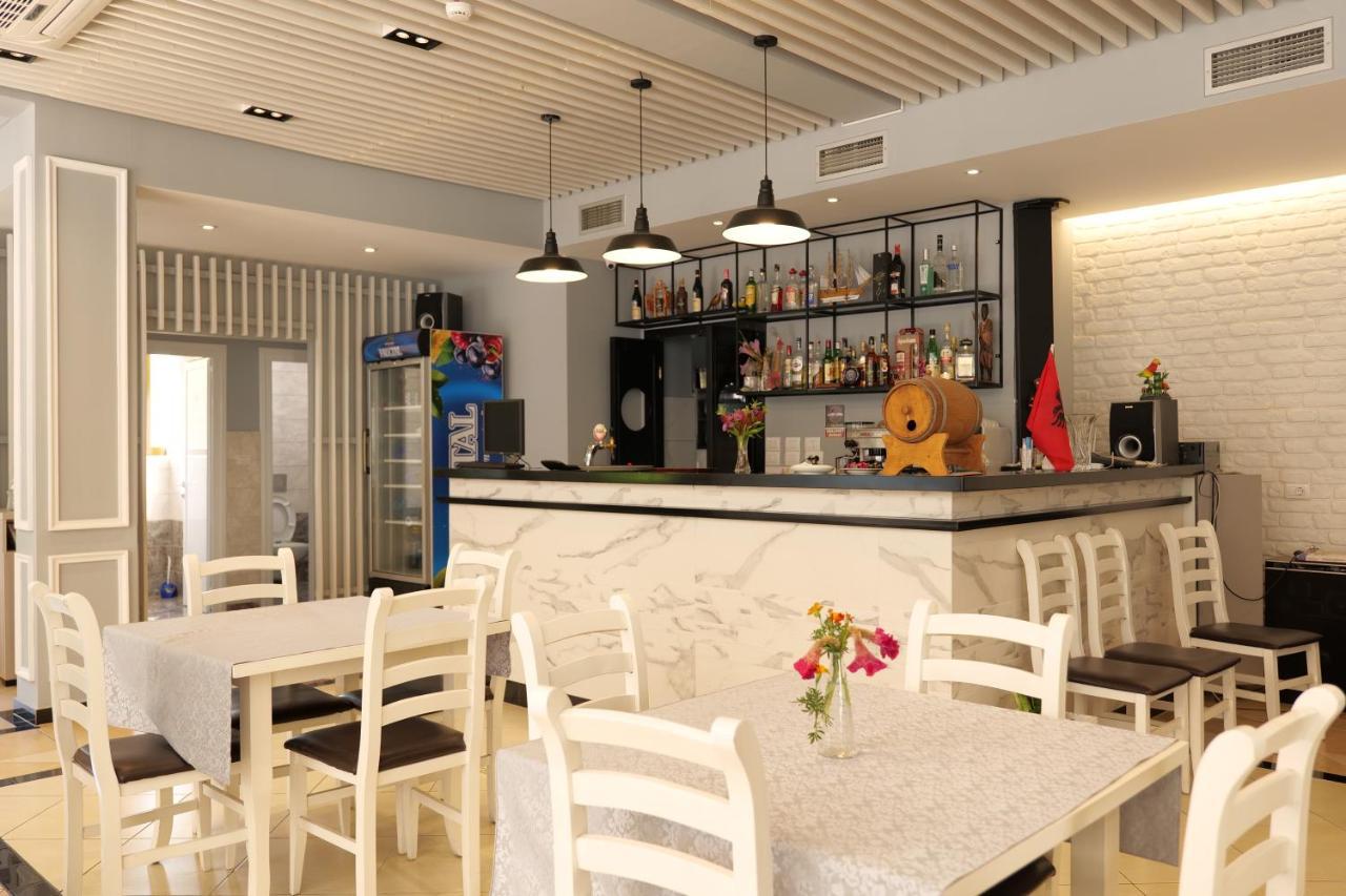 Hotel Alpha Sarande Exterior photo