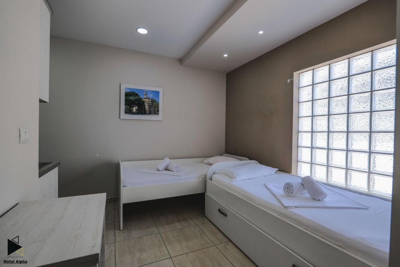 Hotel Alpha Sarande Exterior photo